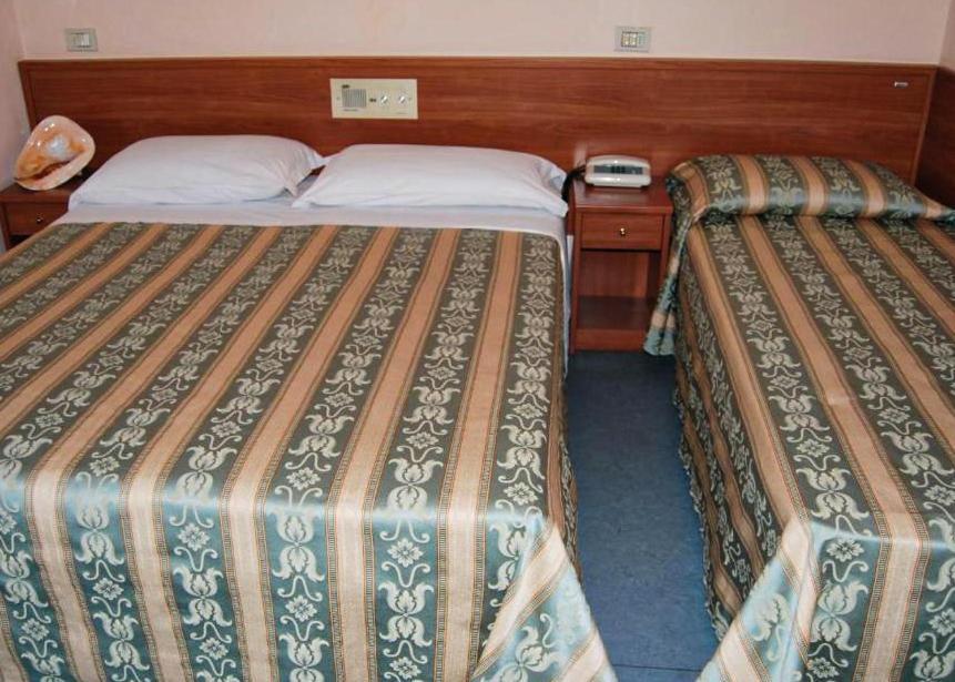 Hotel Acerboli Rimini Eksteriør bilde
